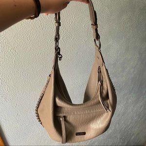 tan jessica simpson purse